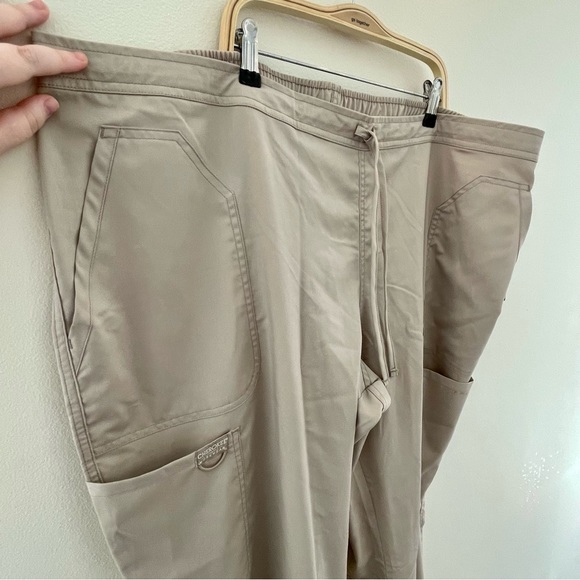 Case Western Reserve University Cherokee WW Revolution Women's Scrub Pant - Picture 3 of 12